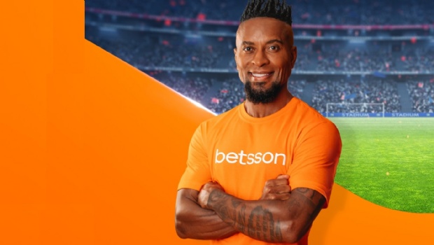 Zé Roberto vai visitar a sede peruana da Betsson e se encontrar com fãs no Estádio Nacional de Lima. (Imagem: Divulgação/Betsson)