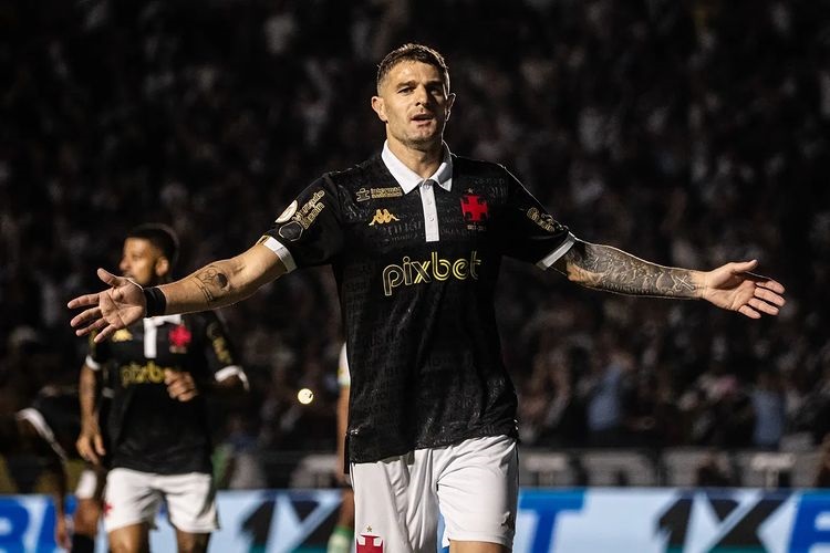 Vasco rescindiu com a Pixbet para firmar contrato com a EstrelaBet ( Foto: Leandro Amorim)