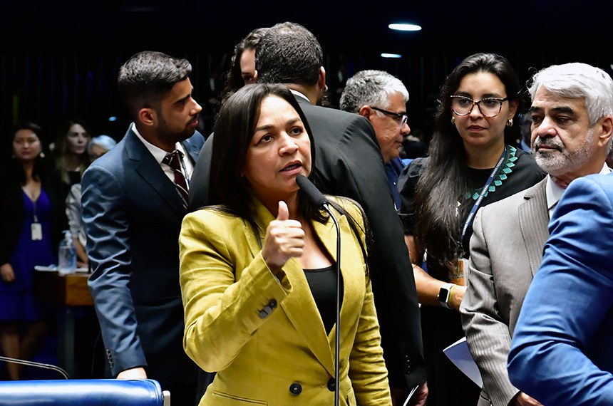  Senadora Eliziane Gama solicitou que projeto seja debatido em mais comissões (Foto: Waldemir Barreto / Agência Senado)