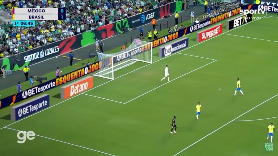 Em campo, o Brasil venceu o México por 3x2. (Imagem: Reprodução/YouTube/ge)