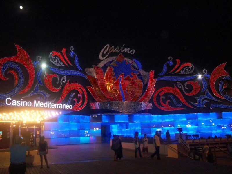 Nuevas luces para el Casino Mediterráneo
