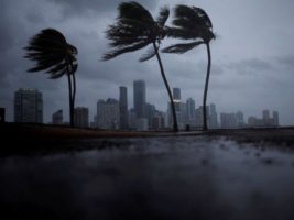 La Lotería de Florida fue suspendida por el huracán