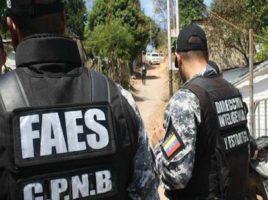 Detuvieron a 25 jugadores de un casino clandestino en Venezuela